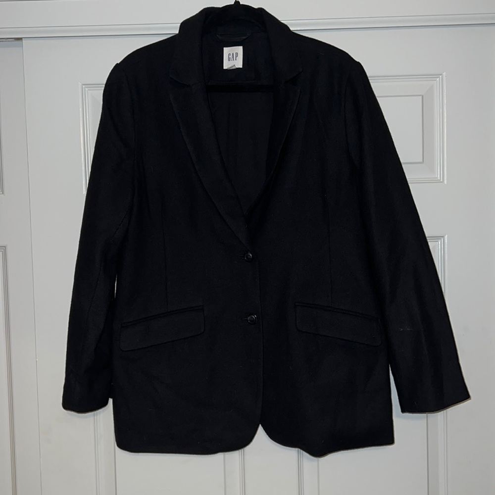 GAP Two Button Black Blazer 18